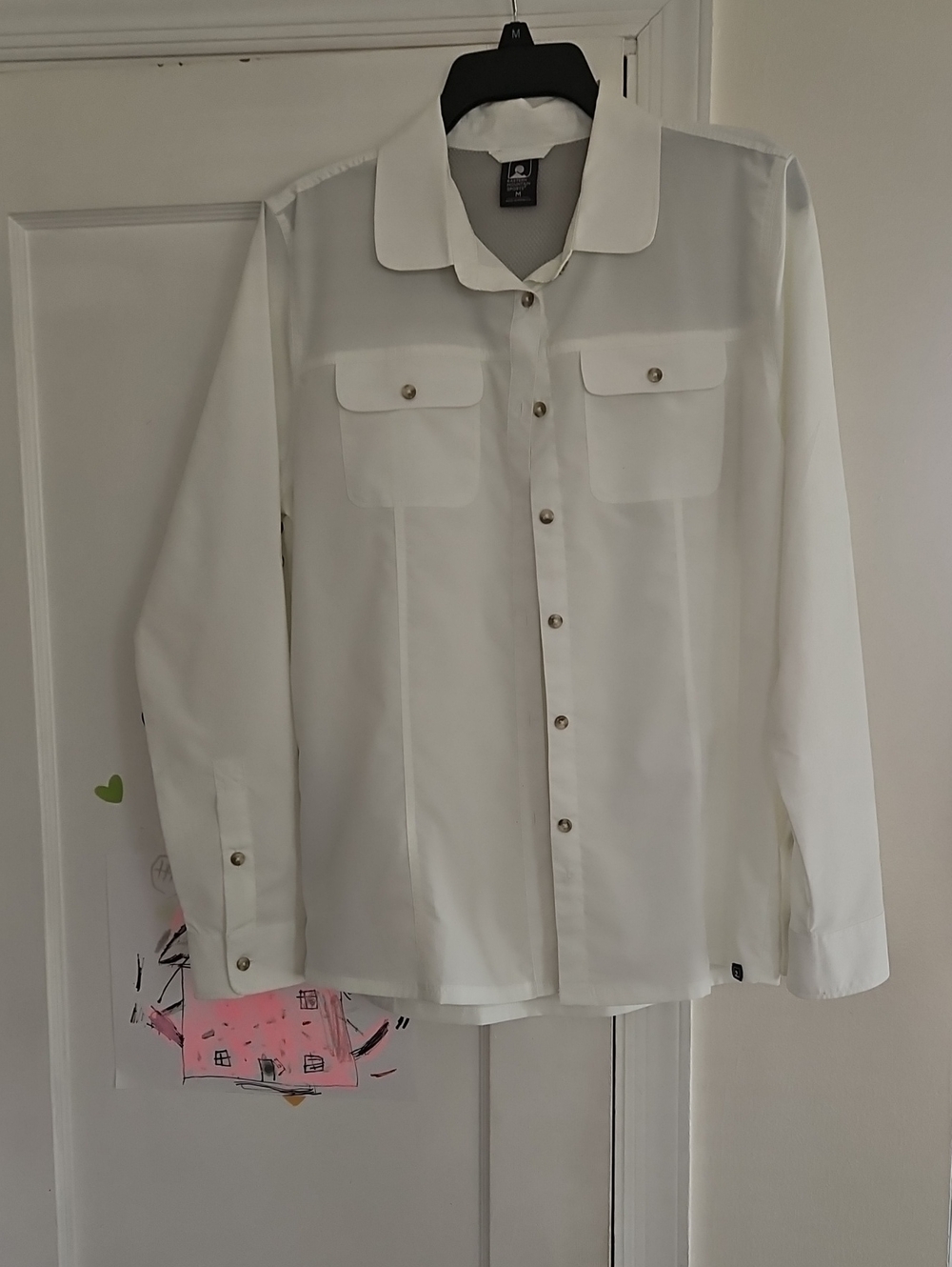 Eastern Mountain Sports White Long-Sleeve Women'a Shirt with Chest Flaps